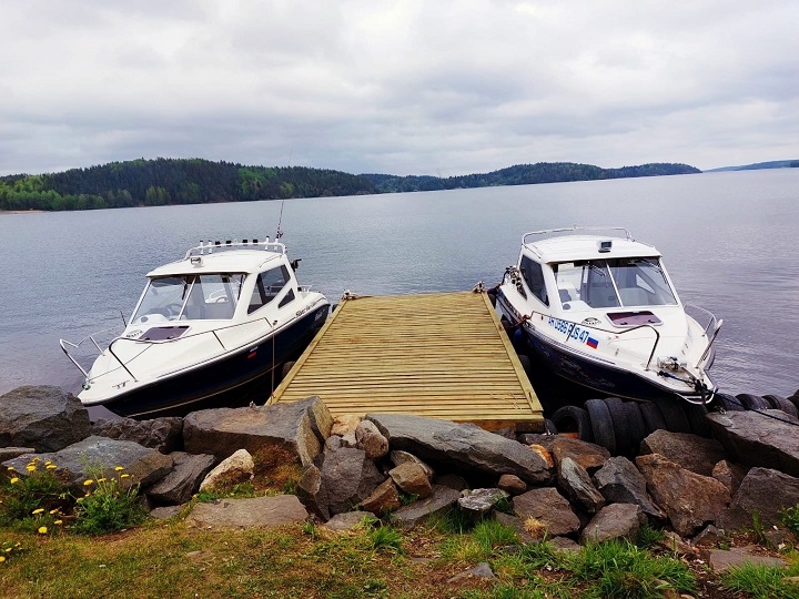 Причал и катера в Лахденпохья